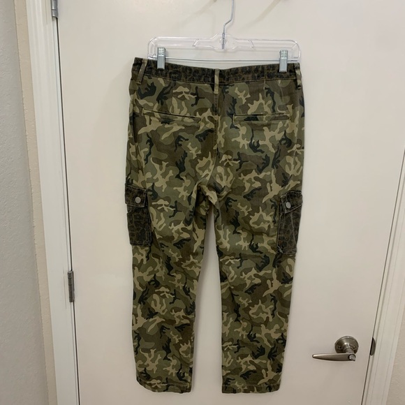 Driftwood Slouchy Safari Cargo - Picture 10 of 10